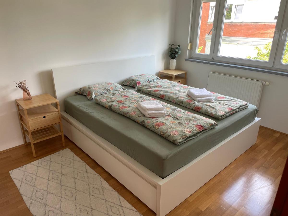 Mely Rose Apartment Любляна Екстериор снимка
